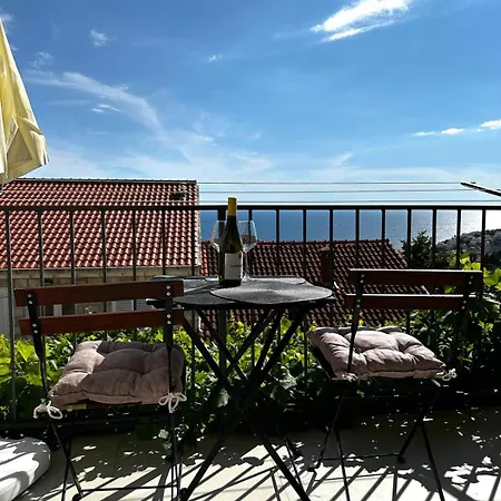 Apartman Cozy Manuela In With Sea View *