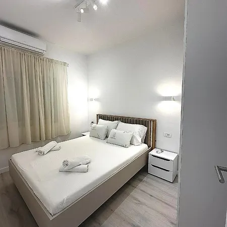 Cozy Manuela In With Sea View