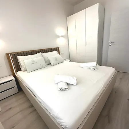 Cozy Manuela In With Sea View